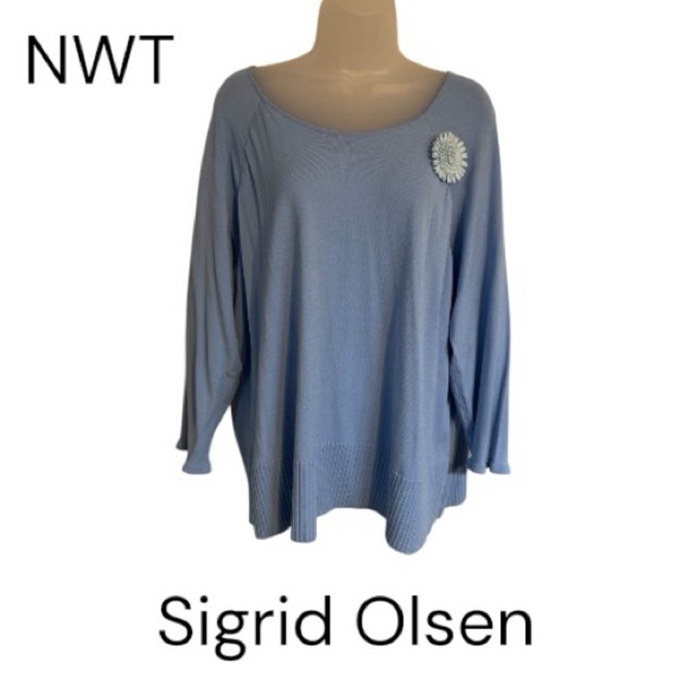 NWT Sigrid Olsen GORGEOUS  Light Blue Top w Floral PIN  PLUS: 2X    #4